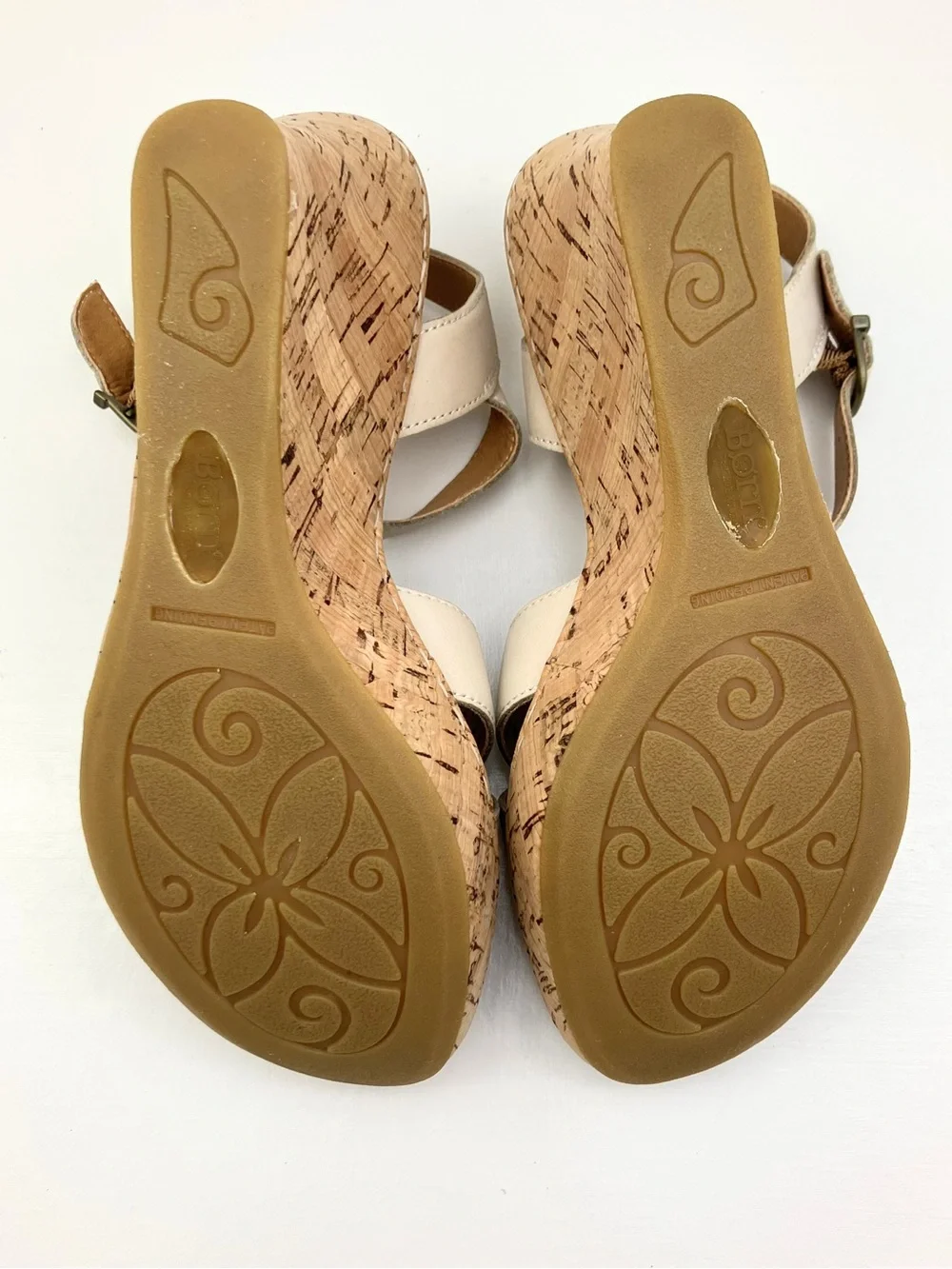 Born Alaina Platform Wedge Sandal Cream Leather Sz 6